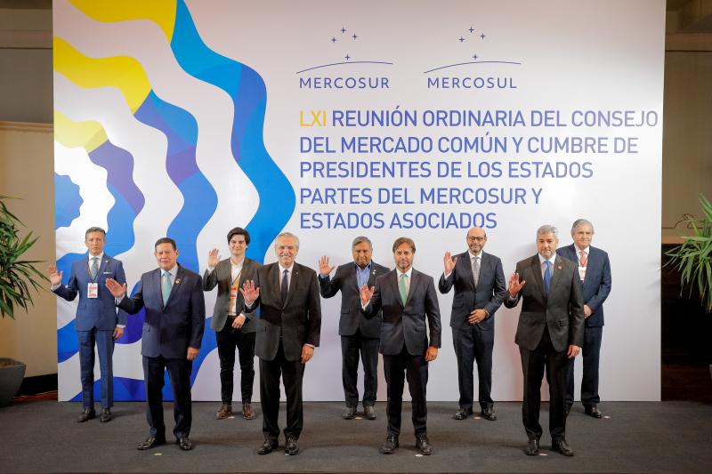 Lxi cúpula de chefes de estado do mercosul e estados associados e lxi reunião ordinária do conselho do mercado comum comunicado de imprensa de argentina brasil paraguai e bolívia